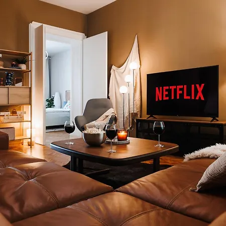 Creative Shelter Old Town Renovated Apartment *
